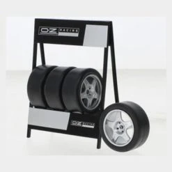 IXO Models 18SET014W Radset OZ Crono Silber 4 Reifen Mit Ständer Maßstab 1:18 Räder