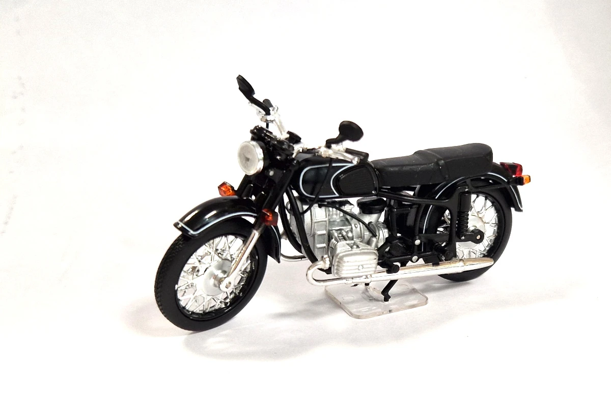 Sonstige Atlas 7168118 Motorrad KMZ Dnepr MT 10 Schwarz Maßstab 1:24 Modell (NOS) 1 Sonstige Atlas 7168118 Motorrad KMZ Dnepr MT 10 Schwarz Maßstab 1:24 Modell (NOS)