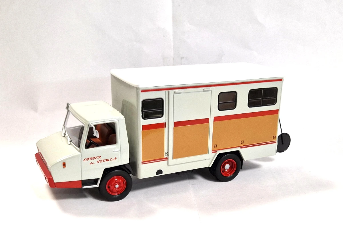 Sonstige Atlas 203074 Berliet Stradair 50 Pferdetransporter Grau/braun LKW Maßstab 1:43 Modell (NOS) 1 Sonstige Atlas 203074 Berliet Stradair 50 Pferdetransporter Grau/braun LKW Maßstab 1:43 Modell (NOS)
