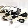 Maisto Gebraucht! Autoart 74011 Jeep Grand Cherokee Weiss Maßstab 1:18 - Fast Wie Neu