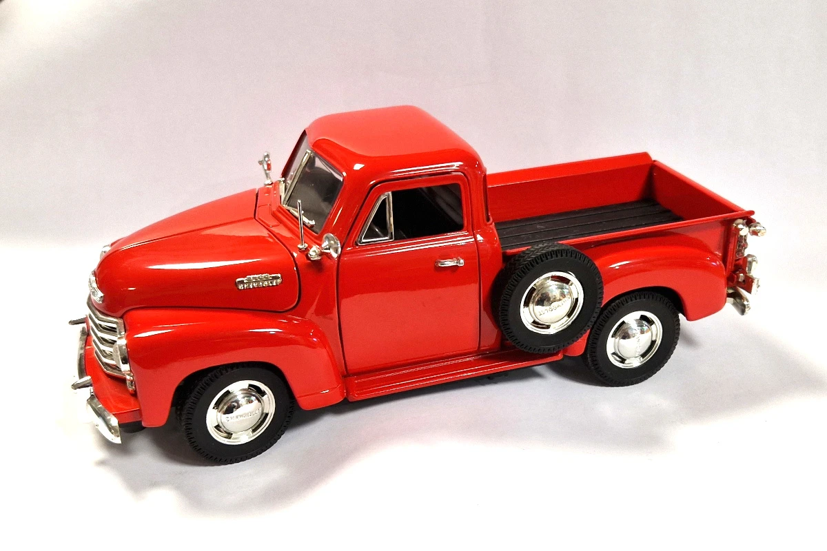 Gebraucht! Mira Solido 8091 Chevrolet Pickup Truck Rot 1953 Maßstab 1:18 - Fast Wie Neu 1 Gebraucht! Mira Solido 8091 Chevrolet Pickup Truck Rot 1953 Maßstab 1:18 - Fast Wie Neu