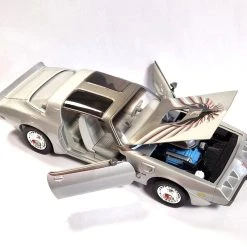 Sonstige Gebraucht! Road Signature 92378 Pontiac Firebird T/A 6.6 Trans Am Silber 1979 Maßstab 1:18 - Fast Wi -Modellauto Geschäft 20230624 110604