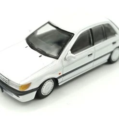 BM Creations 64B0175 Mitsubishi Lancer Weiss 1988 Maßstab 1:64 Modellauto