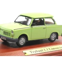 Sonstige Atlas 7130131 Trabant 1.1 Limousine Hellgrün Maßstab 1:43 Modellauto (NOS)