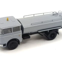 Brekina 71871 LIAZ 706 Sprengwagen Grau Maßstab 1:87 Modellauto (NOS)