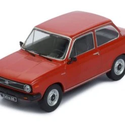 IXO Models CLC402 Volvo 66 Rot 1977 Maßstab 1:43 Modellauto