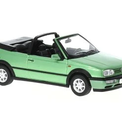 IXO Models CLC427 VW Golf III Cabriolet Grün Metallic 1995 Maßstab 1:43 Modellauto
