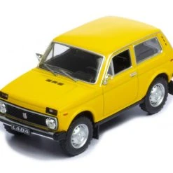 IXO Models CLC435 Lada Niva Gelb 1978 Maßstab 1:43 Modellauto