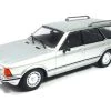 IXO Models CLC455 Ford Granada MKII Turnier 2.8i Ghia Silber 1982 Maßstab 1:43 Modellauto