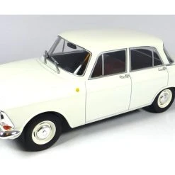 Whitebox WB124135 Moskwitsch 408 Weiss 1966 Maßstab 1:24 Modellauto