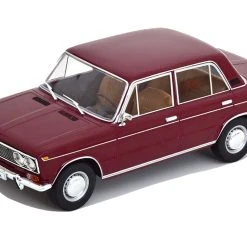 Whitebox WB124157 Lada 1500 Dunkelrot 1977 Maßstab 1:24 Modellauto