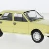 Whitebox WB124163 Skoda 105L Hellgelb Maßstab 1:24 Modellauto