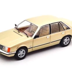Whitebox WB124125 Opel Senator A1 Beige Metallic 1978 Maßstab 1:24 Modellauto